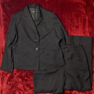 Jacket and matching pant set - Joneswearsuit